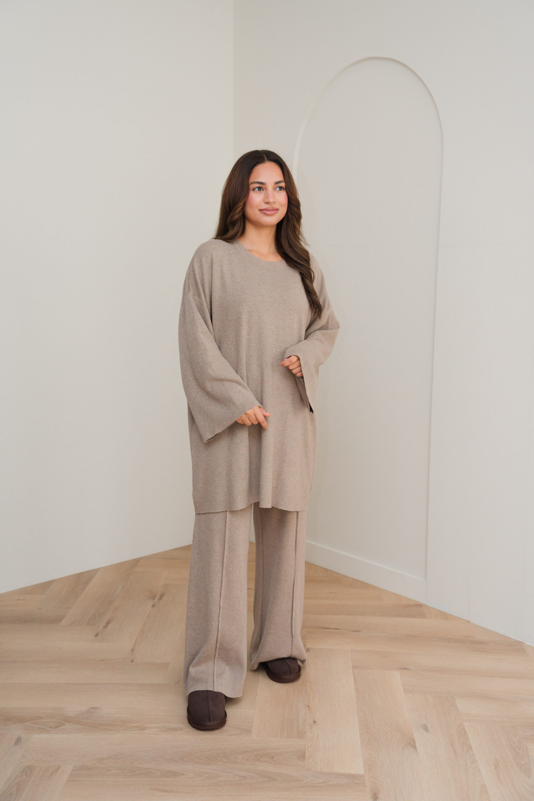 KNITTED VISCOSE TWINSET - TAUPE - Afbeelding 3