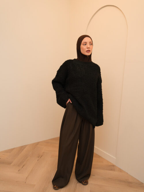 TEXTURED OVERSIZED SWEATER - BLACK
