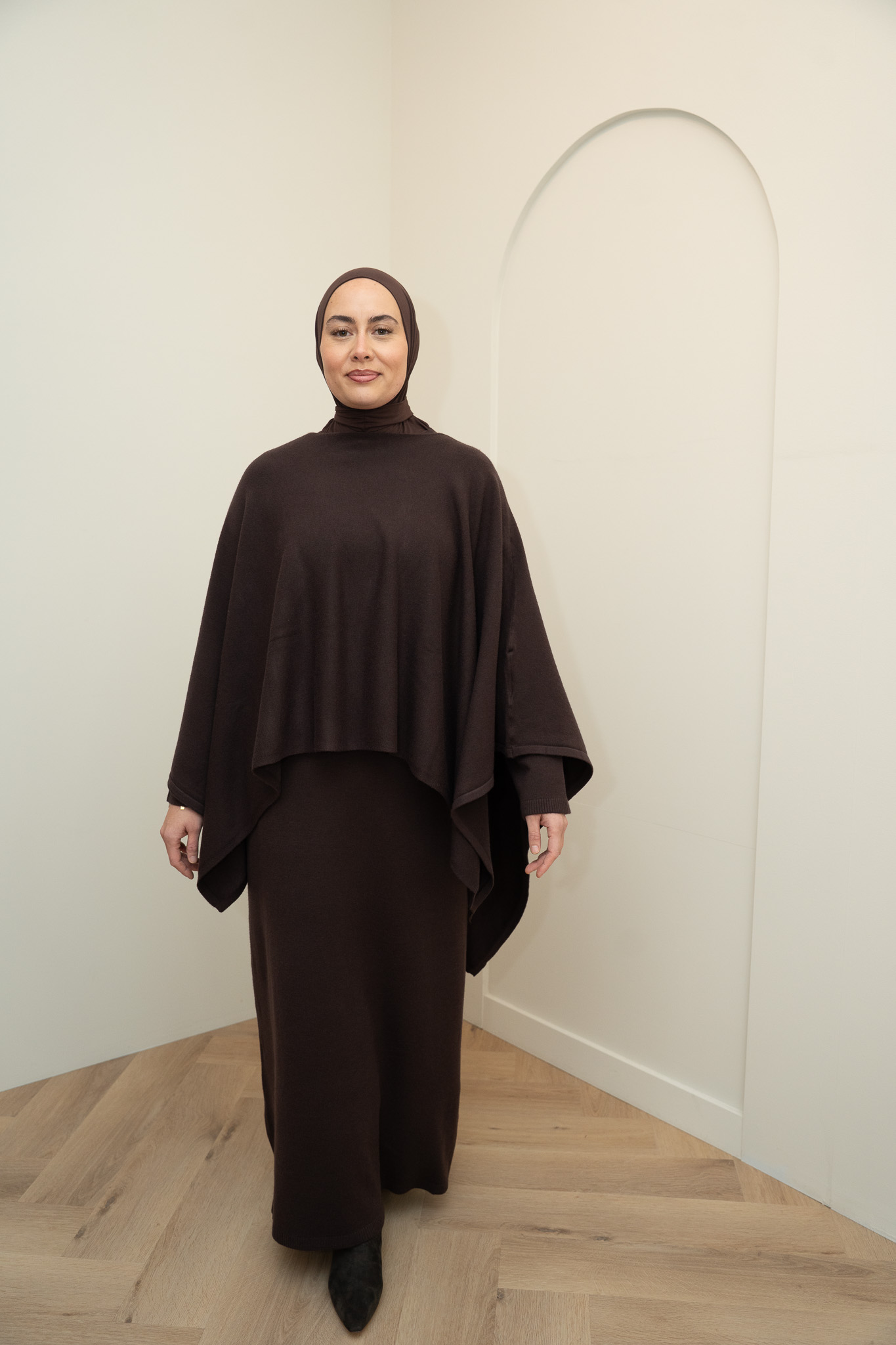 CAPE ABAYA - DARK BROWN