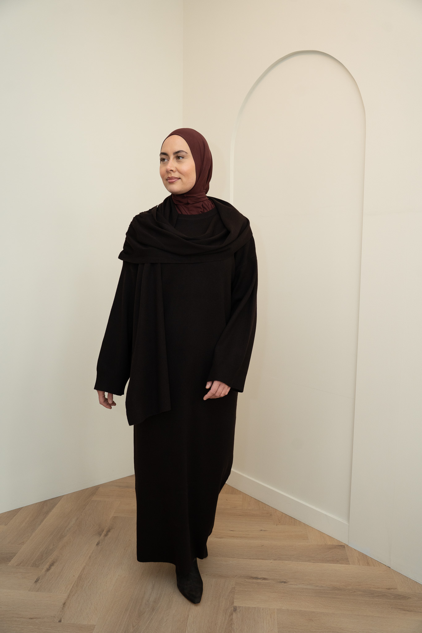 KNITTED SCARF DRESS - BLACK - Afbeelding 2